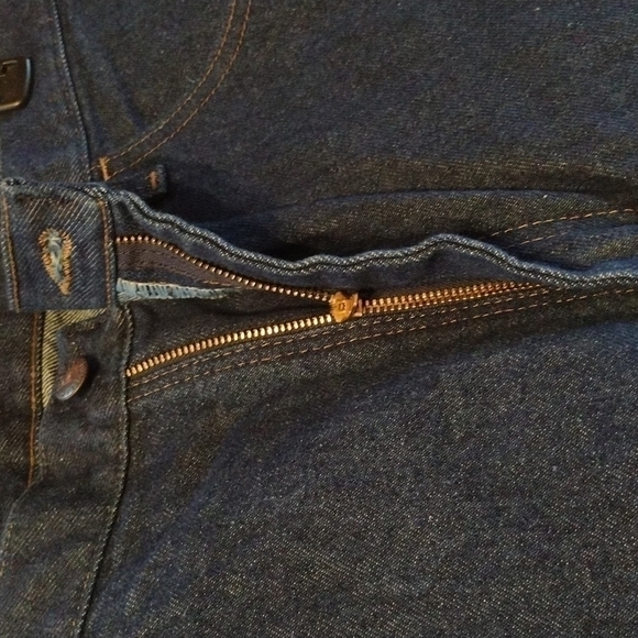 NWT  Men Jeans by RUSTLER 👖 - Picture 3 of 11